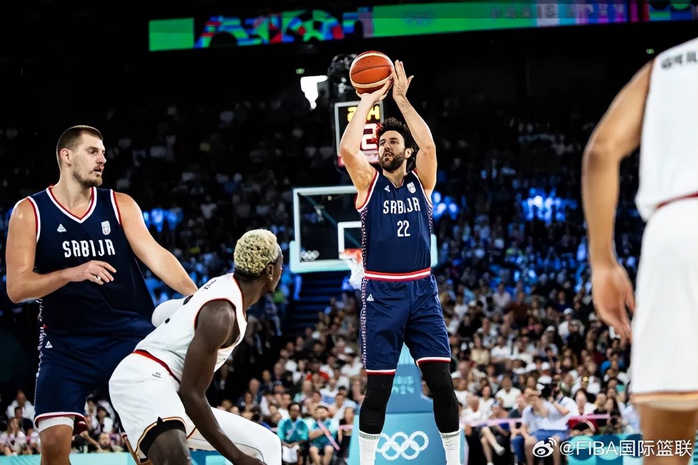 火狐体育平台-CBA季后赛倒计时，密尔沃基雄鹿国际比赛日外线爆发，细节引发关注，信心回归，更衣室氛围转暖(密尔沃基雄鹿vs洛杉矶快船)