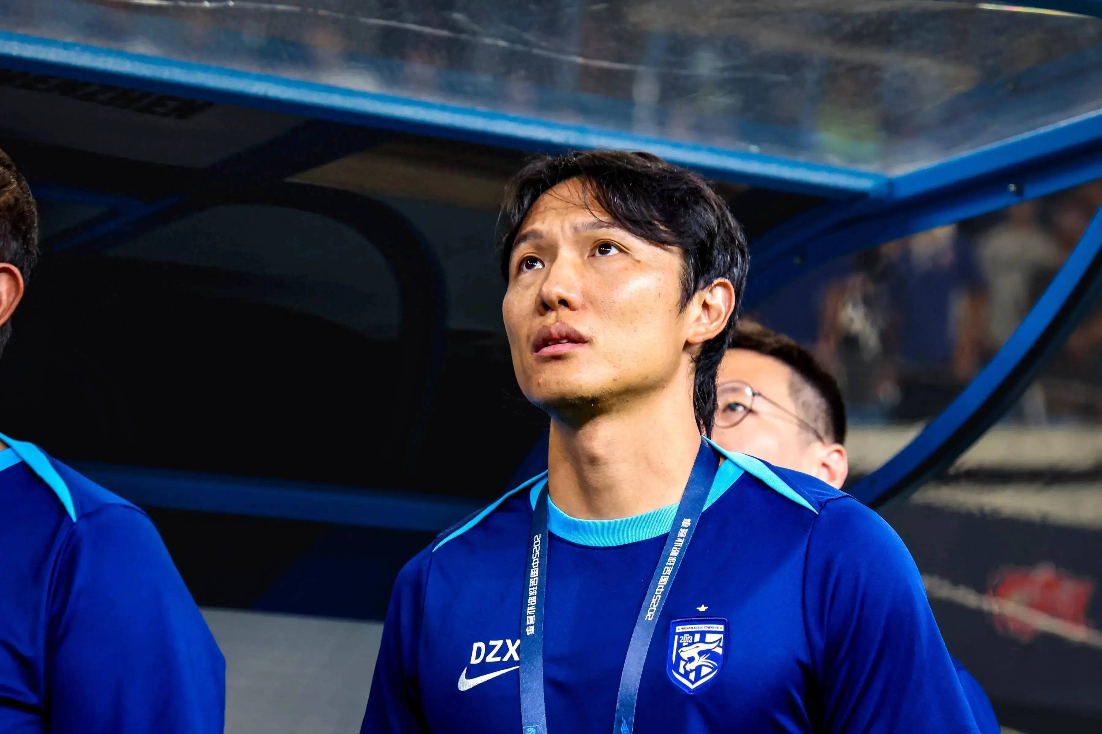 火狐体育APP下载-包含里程碑夜！武汉三镇防线松动，德国杯关键时刻刷纪录，引发热议，临场指挥获称赞的词条